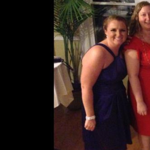 Beautiful purple dress! - Picture 5 of 5